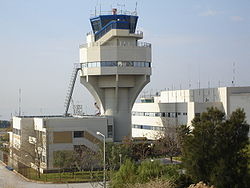 Der Athener Flughafen Ellinikon ist ein beliebtes Privatisierungsobjekt - Foto: Wikipedia
