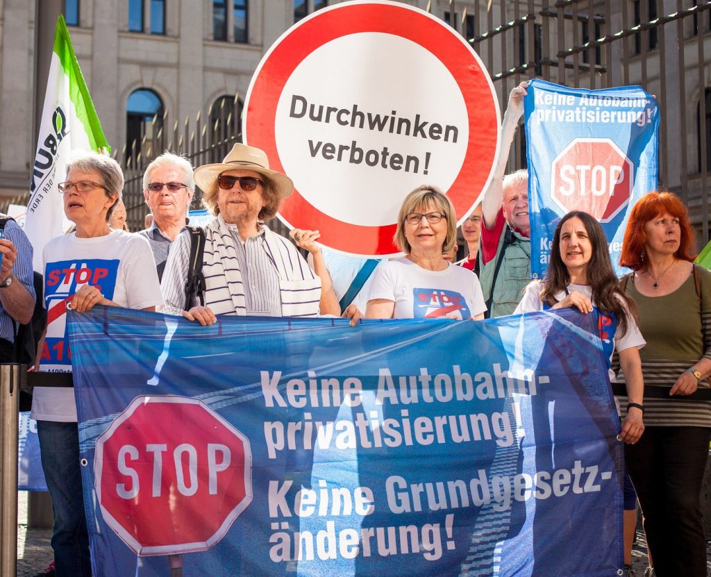 GiB-Infobrief: Allparteienkoalition für die Grundgsetzänderung und Autobahnprivatisierung